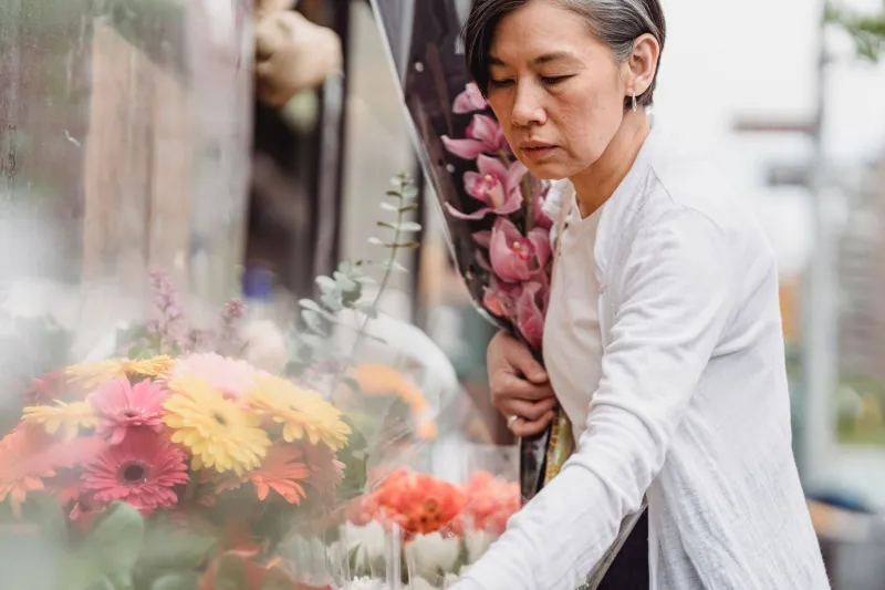Before the City Wakes: The Discipline Behind the Dawn Flower Market
